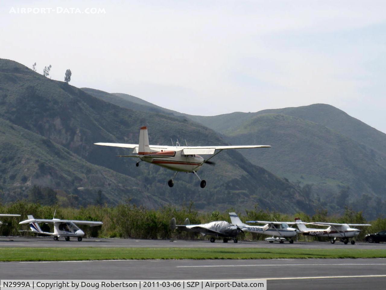 N2999A, 1953 Cessna 180 C/N 30199, 1953 Cessna 180, Continental O-470-A 225 Hp, STOL landing Rwy 22L grass