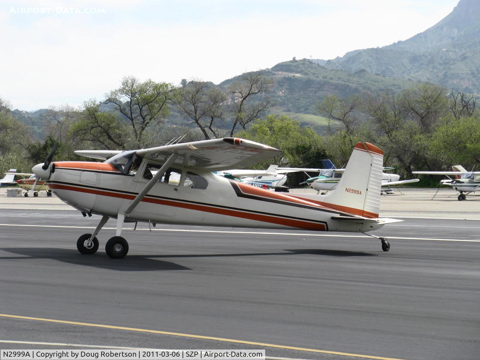 N2999A, 1953 Cessna 180 C/N 30199, 1953 Cessna 180, Continental O-470-A 225 Hp, taxi off the active