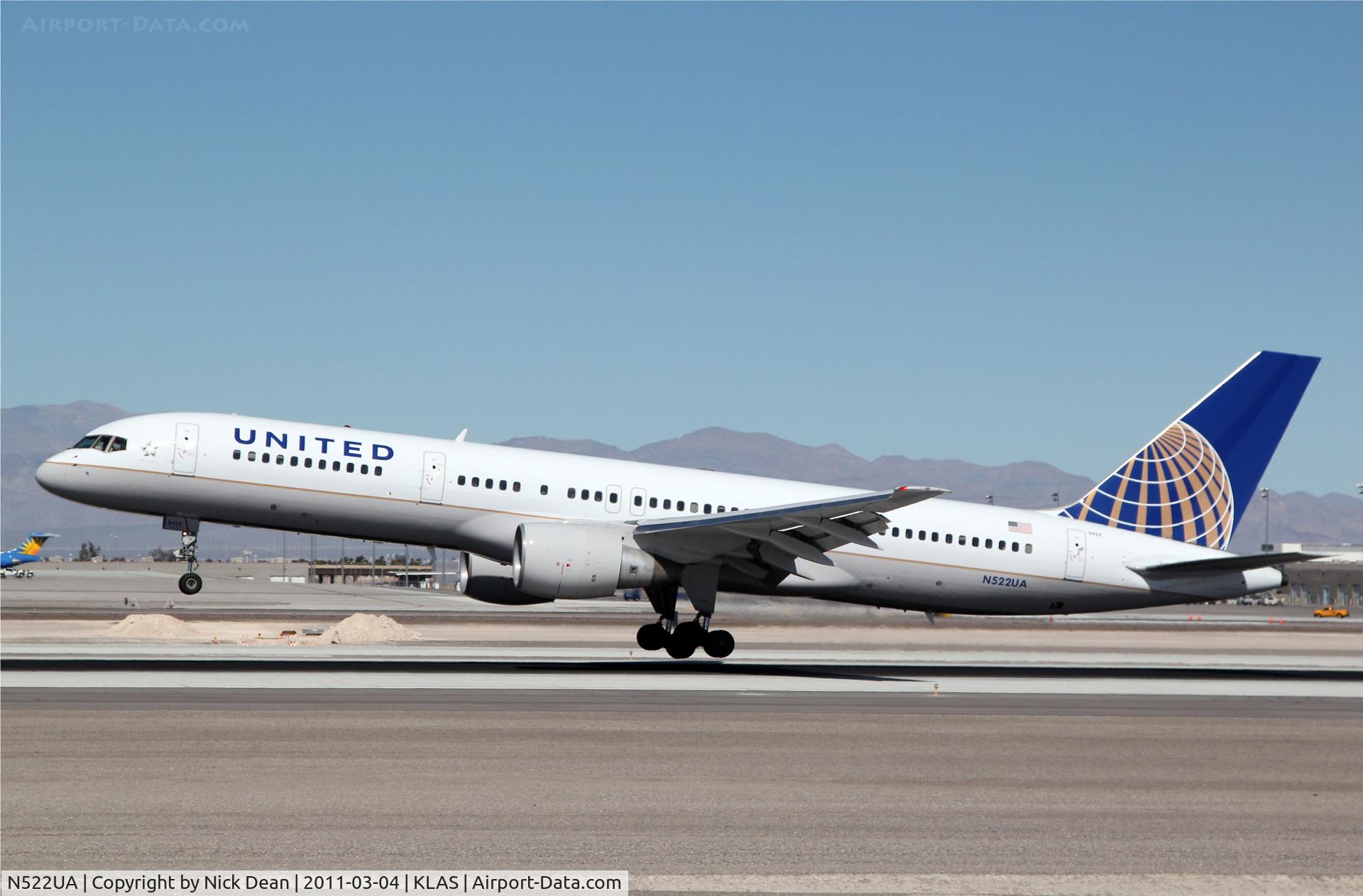 N522UA, 1990 Boeing 757-222 C/N 24931, KLAS Previously shot in the blue tulip scheme at KSEA