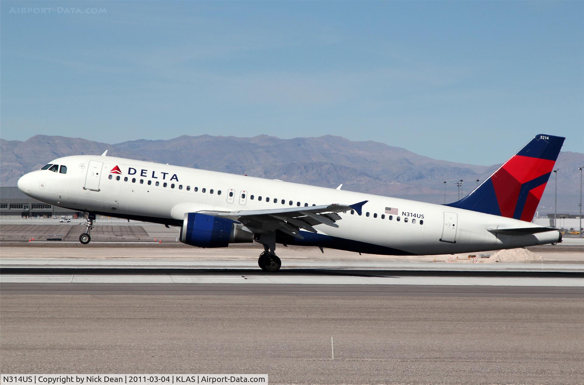 N314US, 1991 Airbus A320-211 C/N 160, KLAS Previously uploaded in the red/grey NW scheme taken at TJSJ
