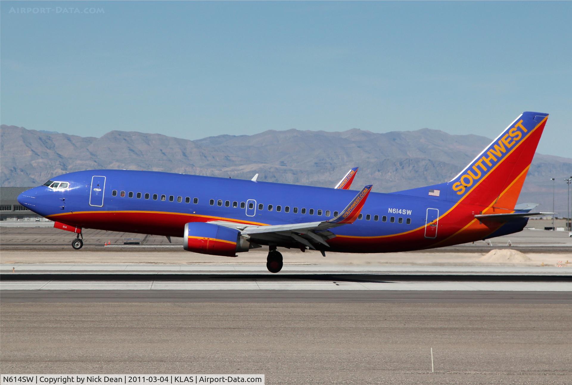 N614SW, 1995 Boeing 737-3H4 C/N 28033, KAS Previously uploaded without winglets taken at KLAS