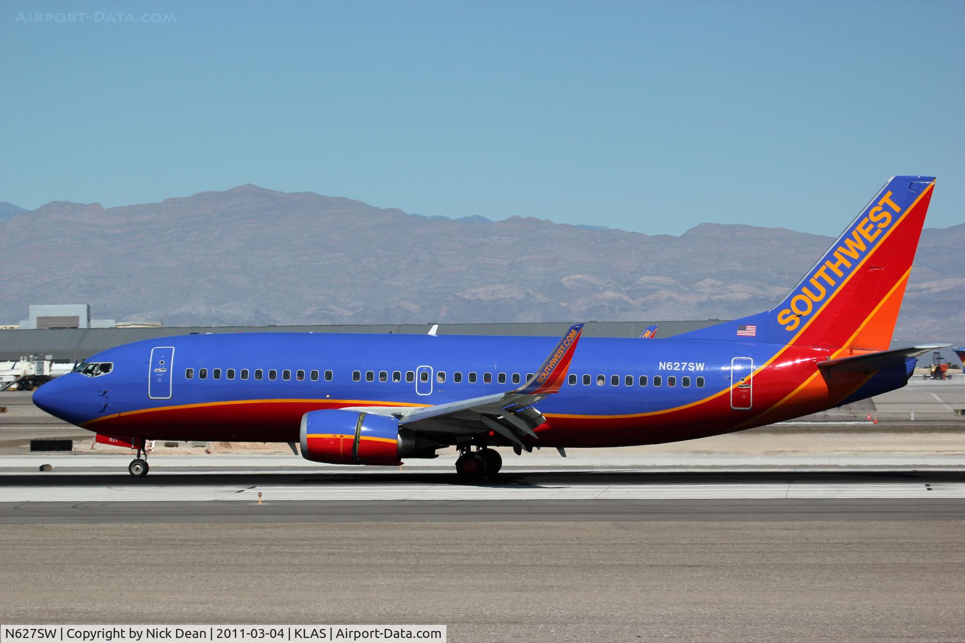 N627SW, 1996 Boeing 737-3H4 C/N 27935, KLAS