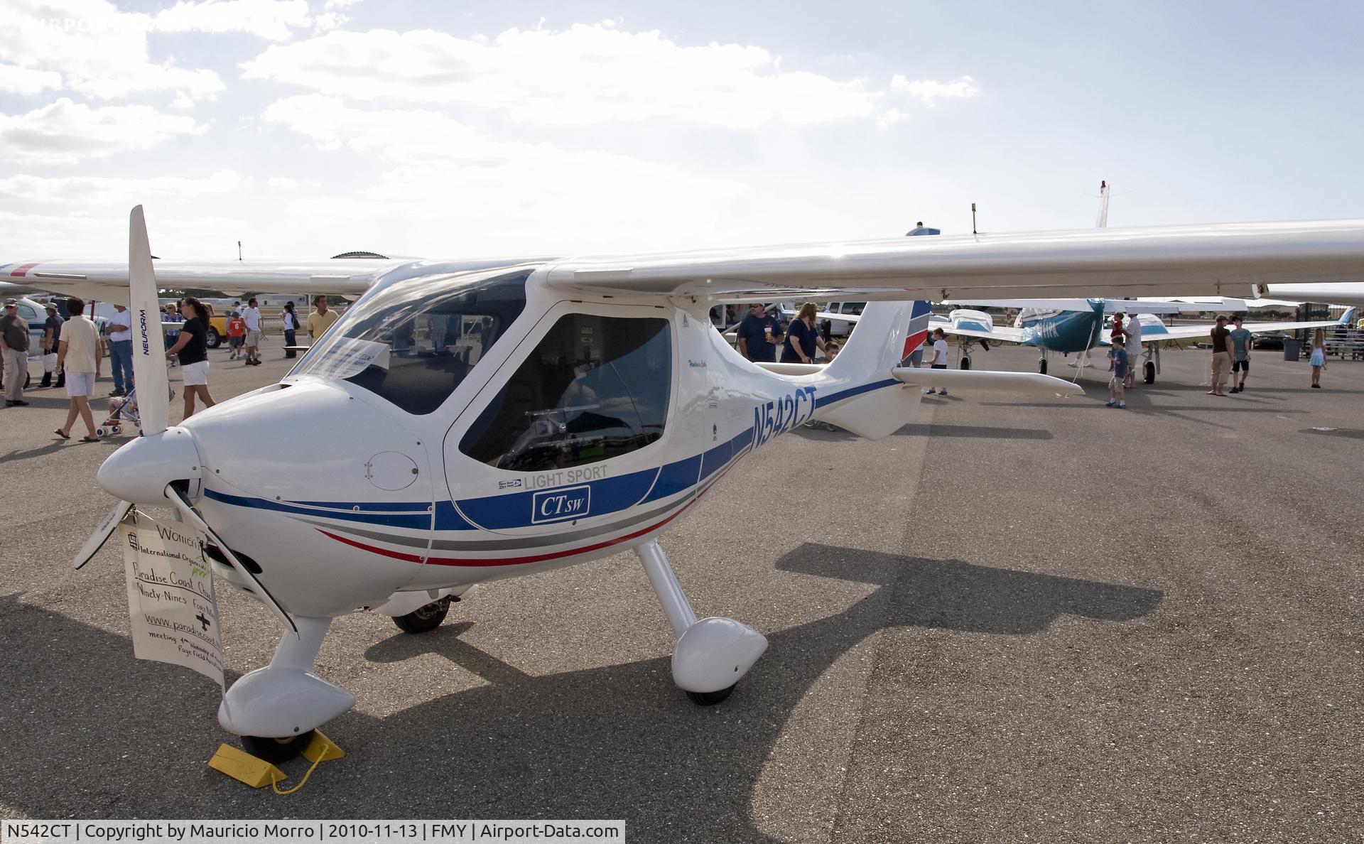 N542CT, 2007 Flight Design CTSW C/N 07-09-23, CTSW at Page Field, Fort Myers