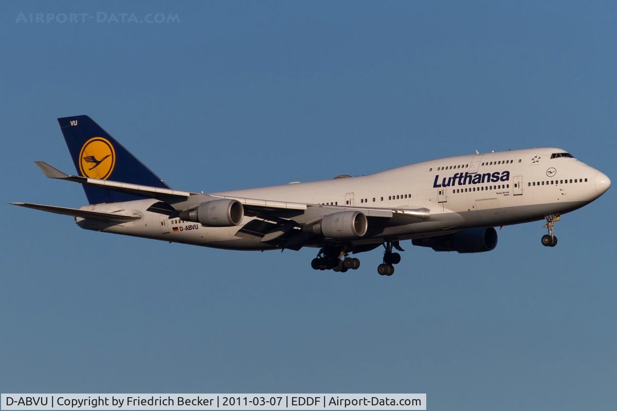 D-ABVU, 1998 Boeing 747-430 C/N 29492, on final