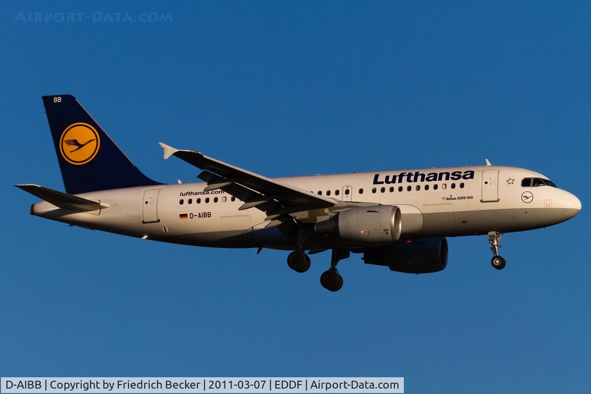 D-AIBB, 2010 Airbus A319-112 C/N 4182, on final