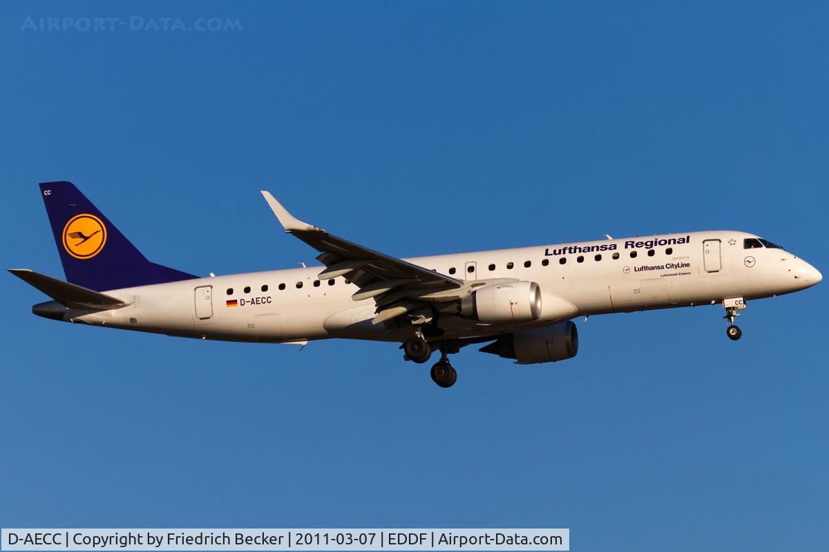 D-AECC, 2009 Embraer 190LR (ERJ-190-100LR) C/N 19000333, on final