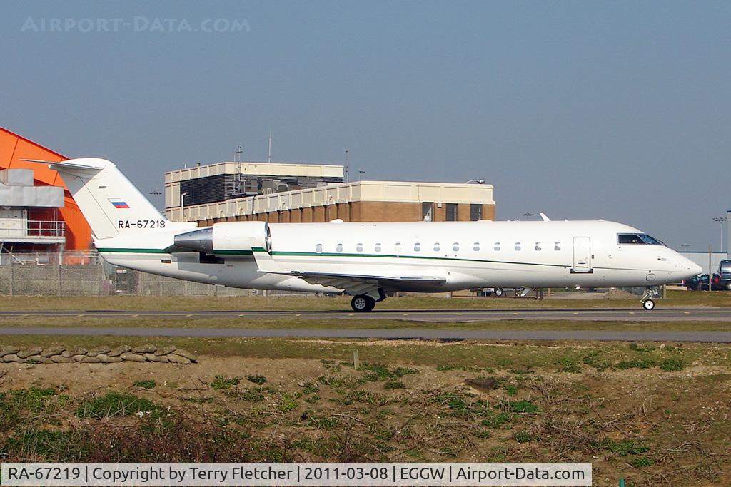 RA-67219, 2008 Bombardier Challenger 850 (CL-600-2B19) C/N 8090, Russian registered Challenger 850 , 2008 Bombardier CL-600-2B19, c/n: 8090 at Luton