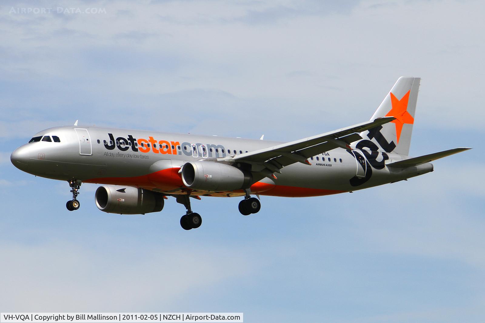 VH-VQA, 2009 Airbus A320-232 C/N 3783, in towards 02