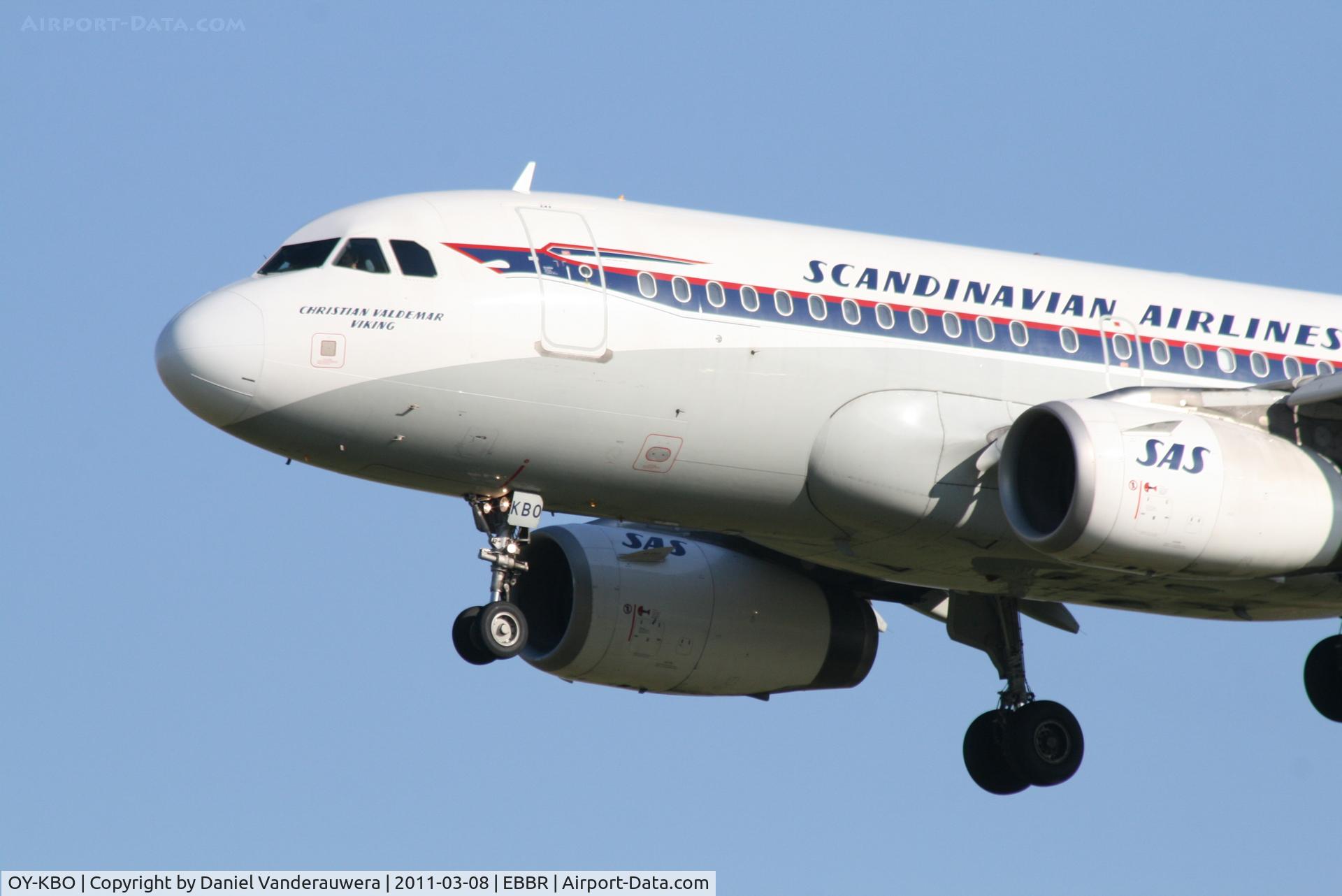 OY-KBO, 2006 Airbus A319-131 C/N 2850, Arrival of flight SK593 to RWY 25L