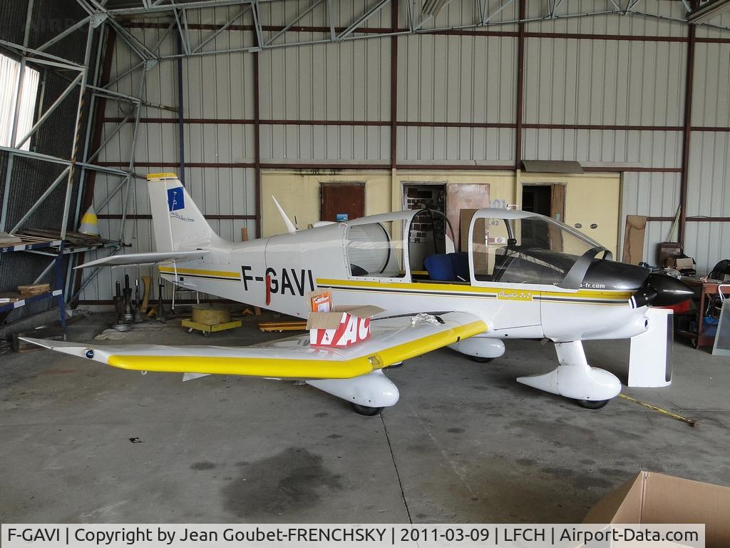 F-GAVI, Robin DR-400-120 Dauphin 2+2 C/N 1263, en maintenance