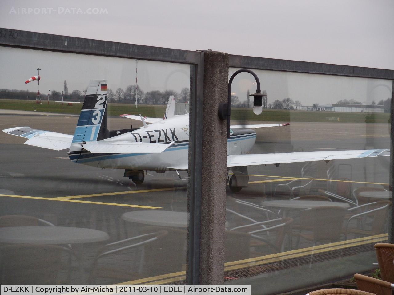D-EZKK, 1981 Mooney M20K C/N 250128, Untitled, Mooney M20K 231