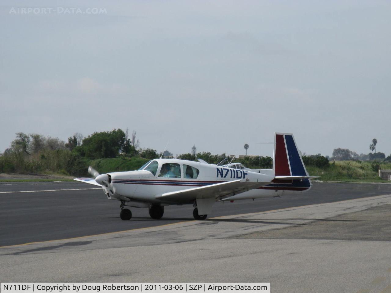 N711DF, 1963 Mooney M20C Ranger C/N 2532, 1963 Mooney M20C, Lycoming O&VO-360 180 Hp, taxi