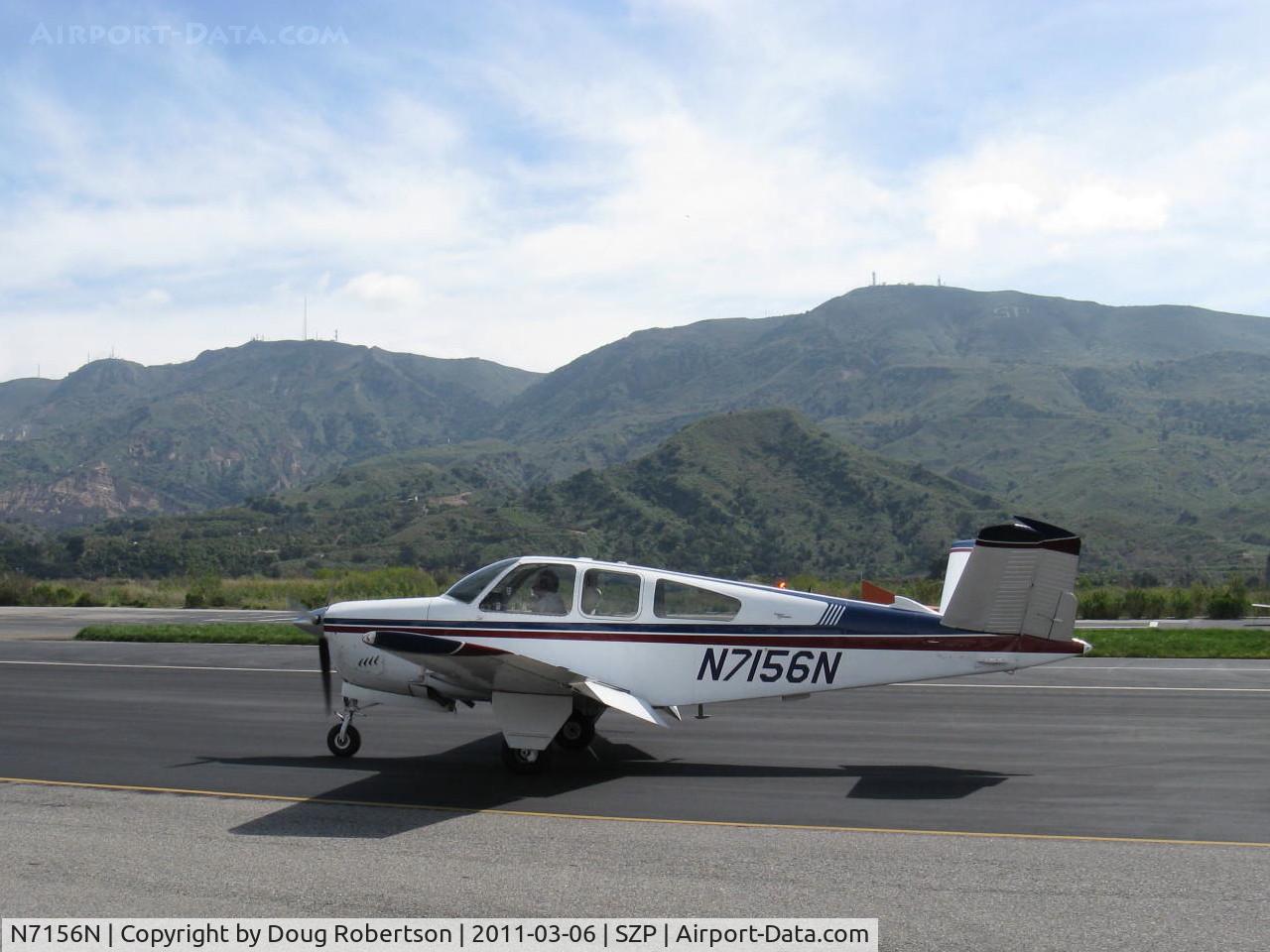 N7156N, 1968 Beech V35A Bonanza C/N D-8687, 1968 Beech V35A BONANZA, Continental IO-520-B 285 Hp, taxi