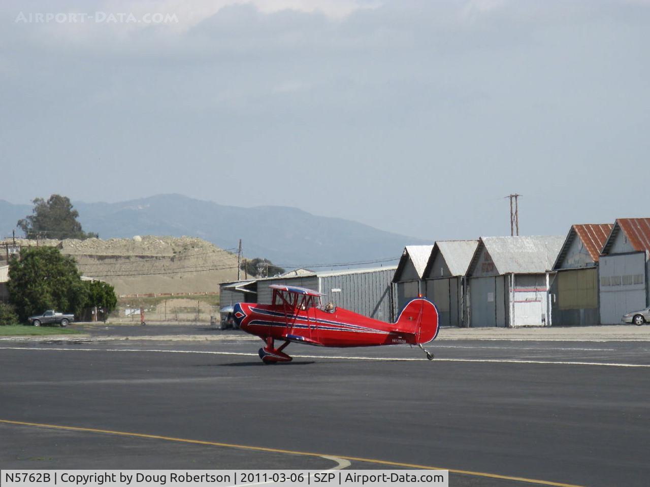 N5762B, 1980 Great Lakes 2T-1A-2 Sport Trainer C/N 0833, 1980 Great Lakes 2T-1A-2 SPORT TRAINER, Lycoming AEIO-360-B1FG 180 Hp, taxi off the active after short landing