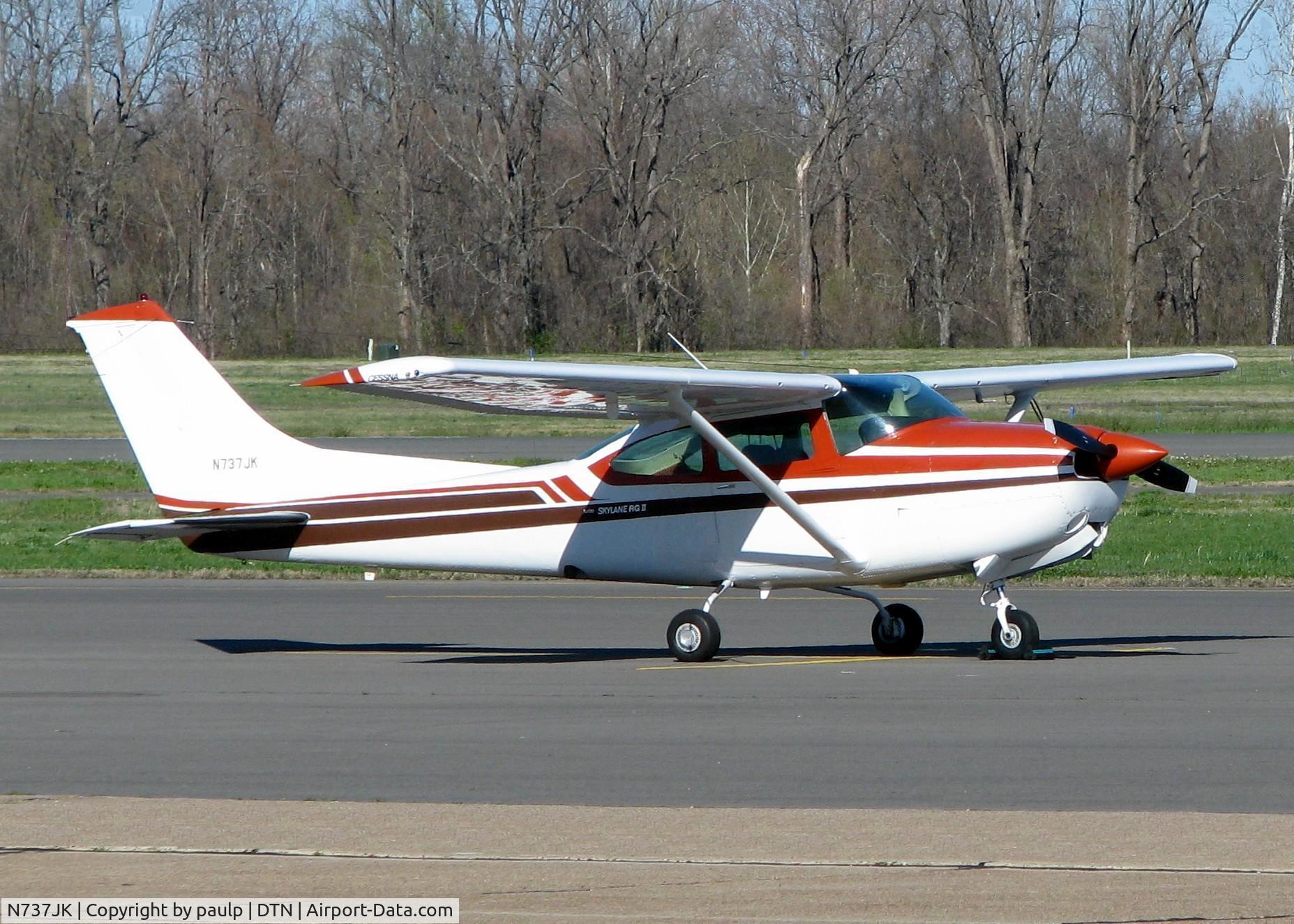 N737JK, 1978 Cessna TR182 Turbo Skylane RG C/N R18200836, At Downtown Shreveport.