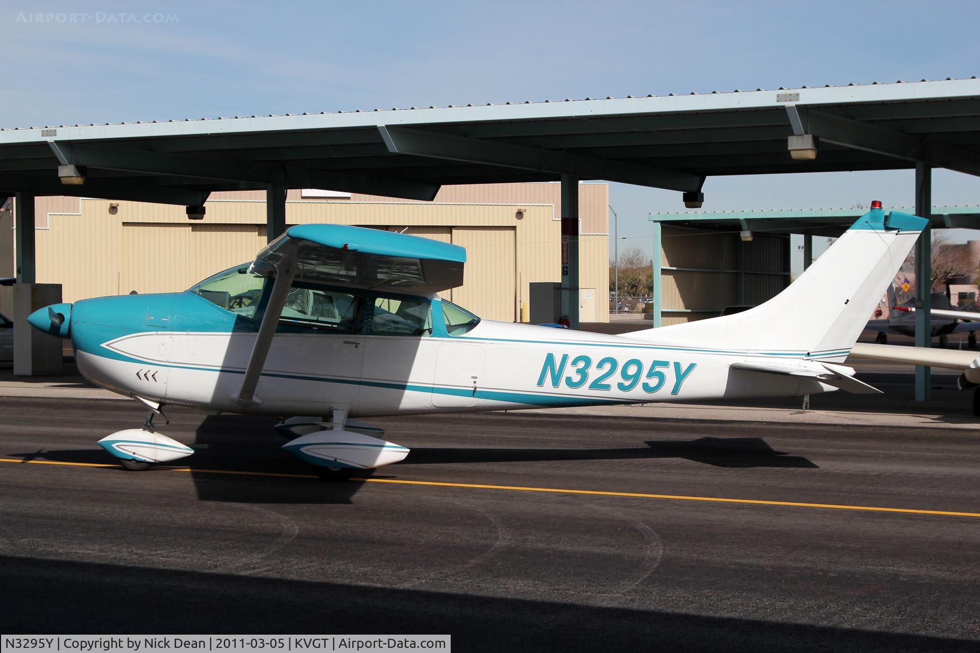 N3295Y, 1962 Cessna 182E Skylane C/N 18254295, KVGT