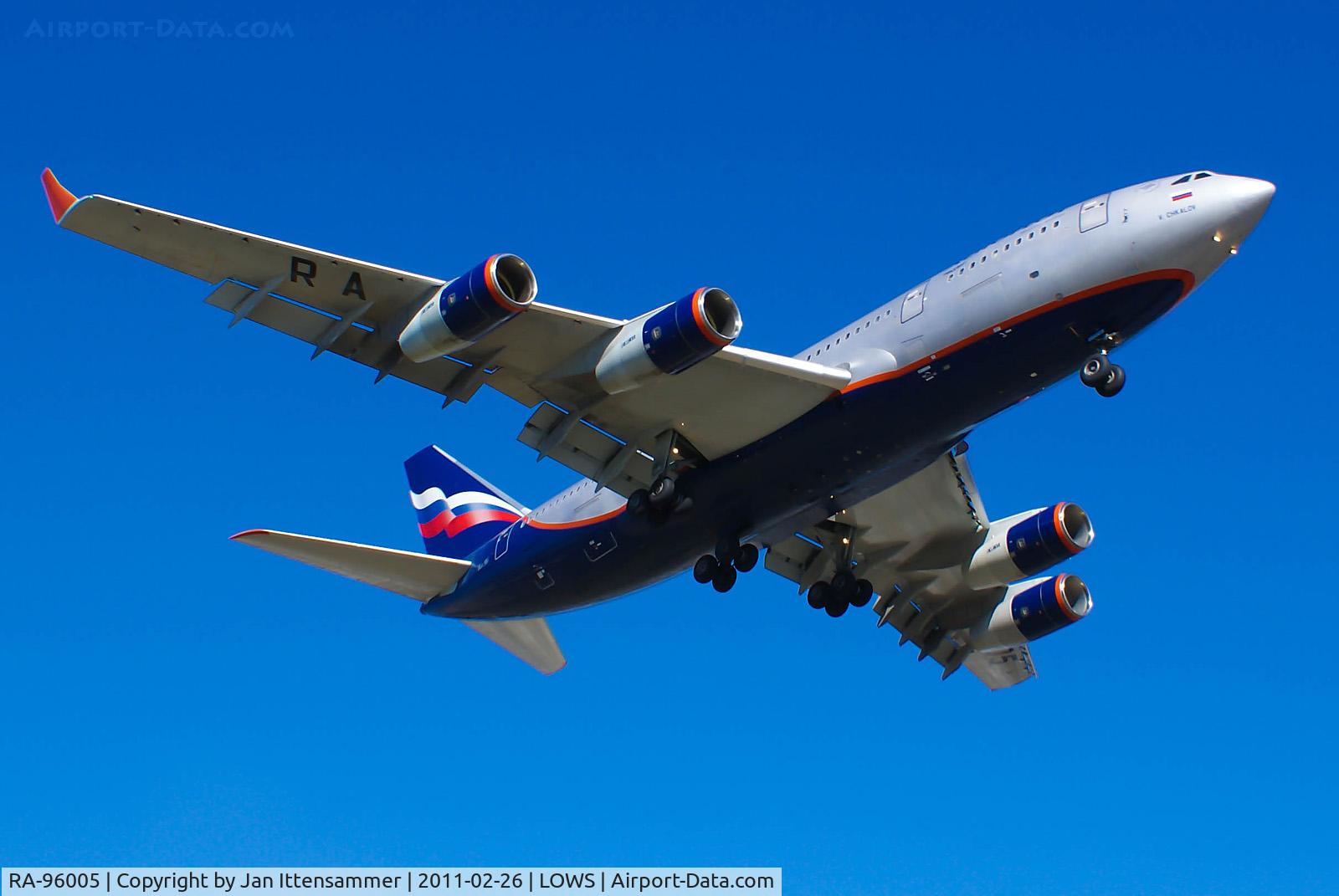 RA-96005, 1991 Ilyushin Il-96-300 C/N 74393201002, Wintercharter @ LOWS