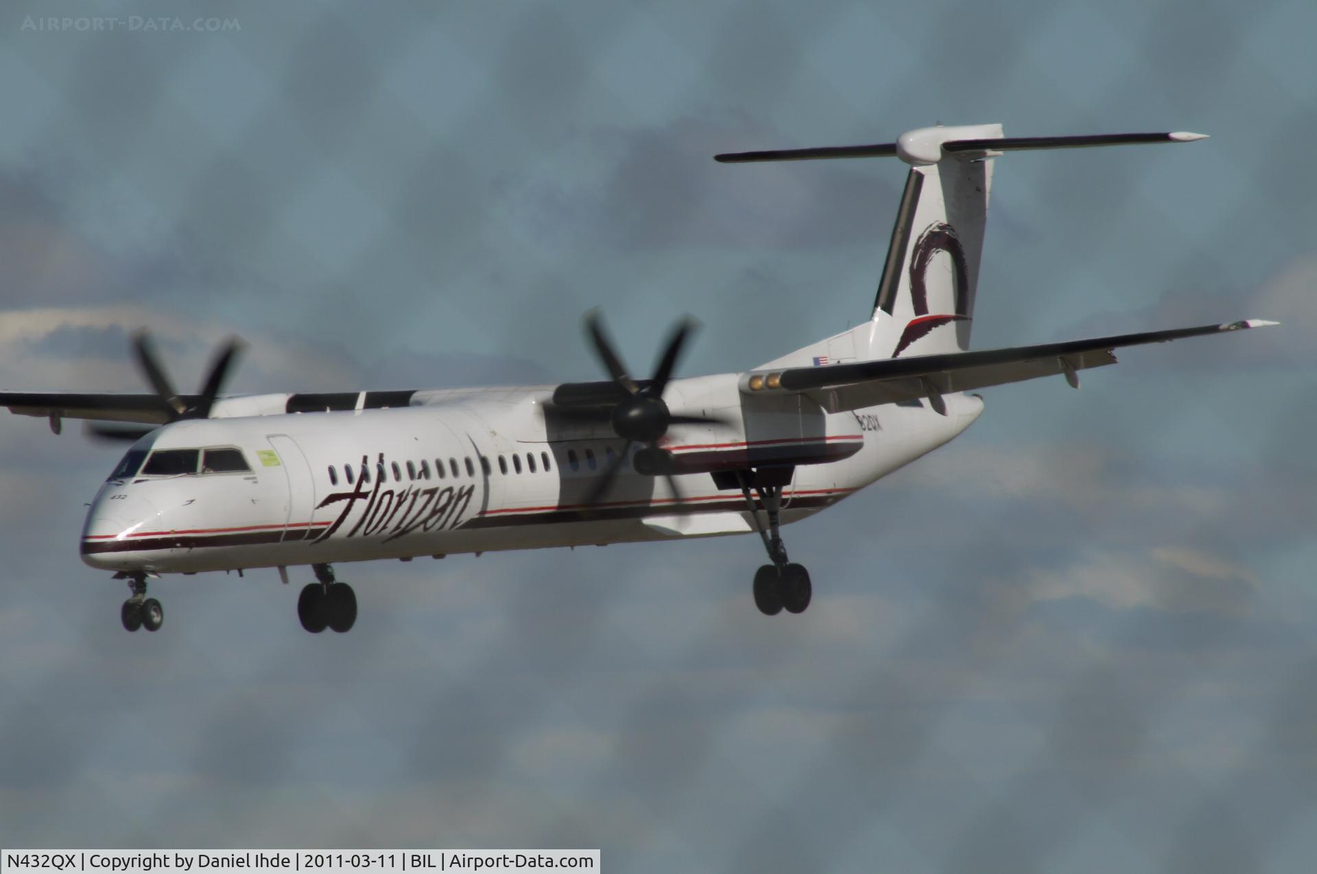 N432QX, 2007 De Havilland Canada DHC-8-402Q Dash 8 Dash 8 C/N 4166, Horizon Air Bombardier Dash 8 arriving @ BIL
