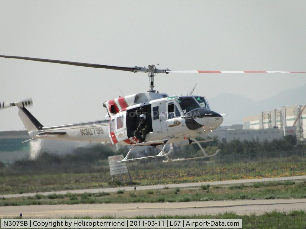 N307SB, 1975 Bell 212 C/N 30781, Coming back to SBSO helipad area for more training