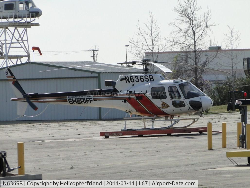 N636SB, 2006 Eurocopter AS-350B-3 Ecureuil Ecureuil C/N 4064, Parked waiting for crew and take off