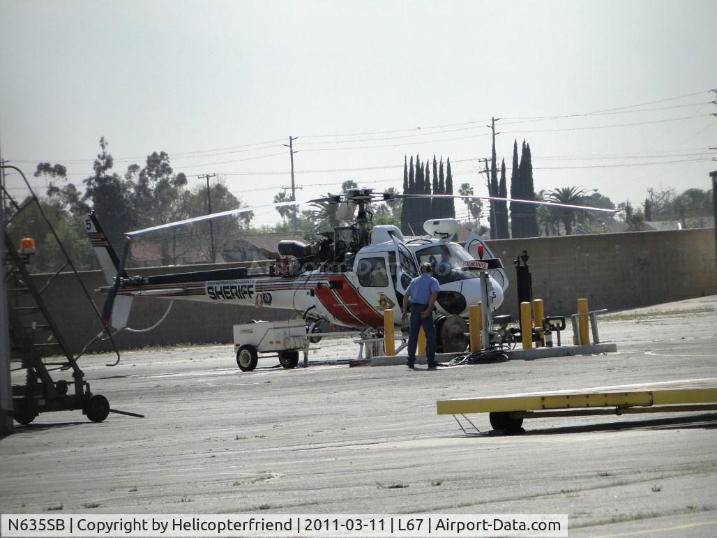 N635SB, 2006 Eurocopter AS-350B-3 Ecureuil Ecureuil C/N 4014, Being worked on