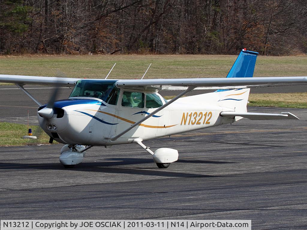 N13212, 1973 Cessna 172M C/N 17262578, @N14
