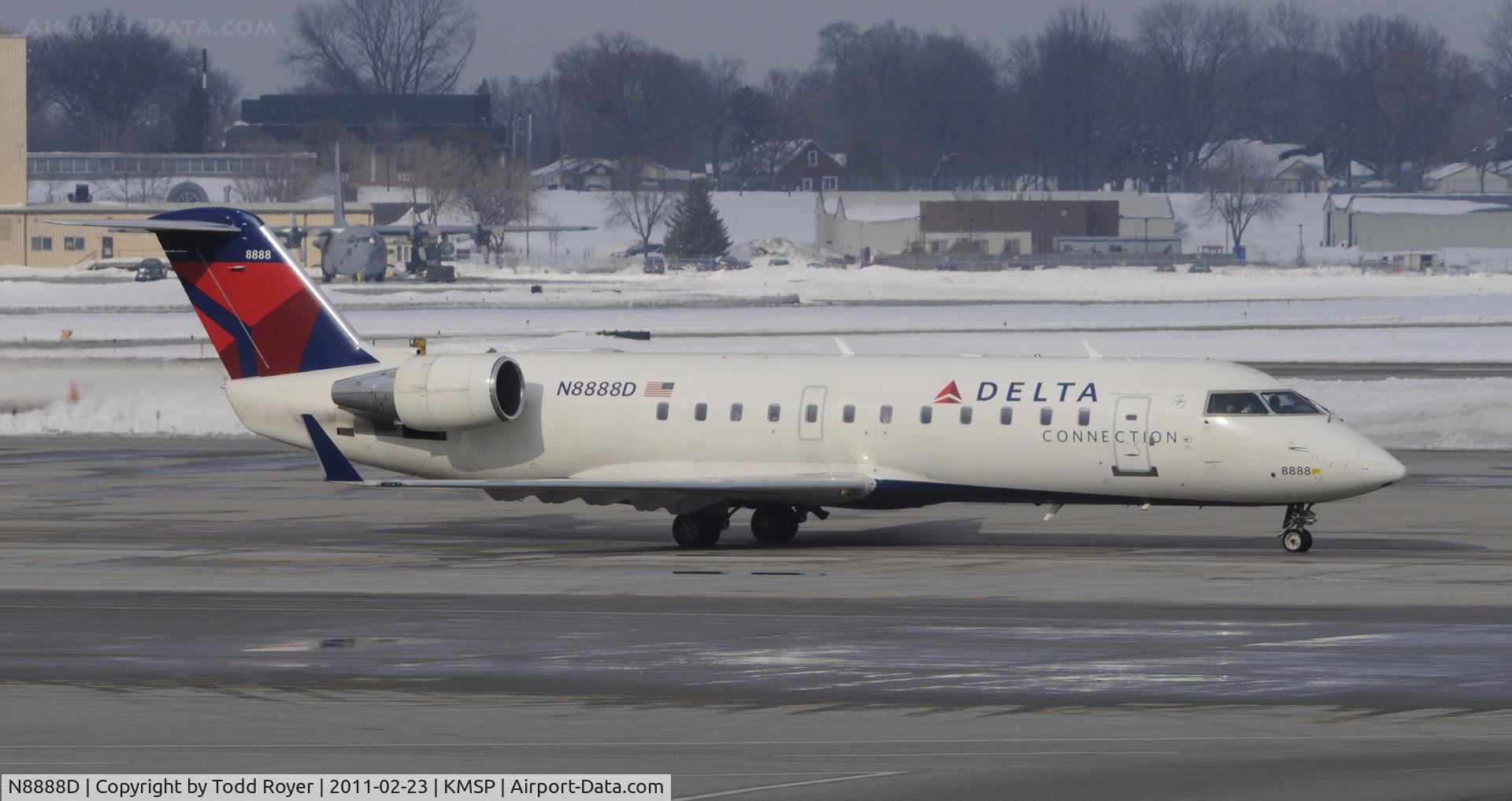 N8888D, 2003 Bombardier CRJ-200 (CL-600-2B19) C/N 7888, Delta