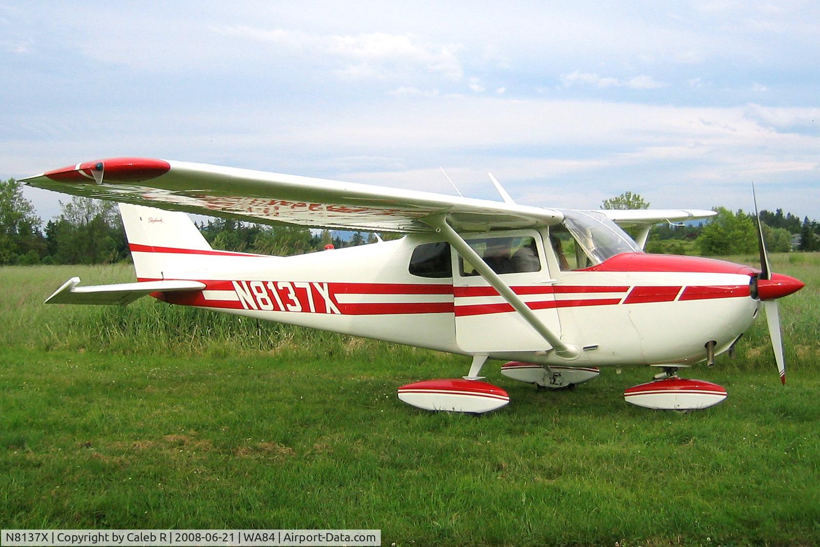 N8137X, 1961 Cessna 172B C/N 17248637, Parked after a nice short flight on a sunny afternoon. Looking very nice!