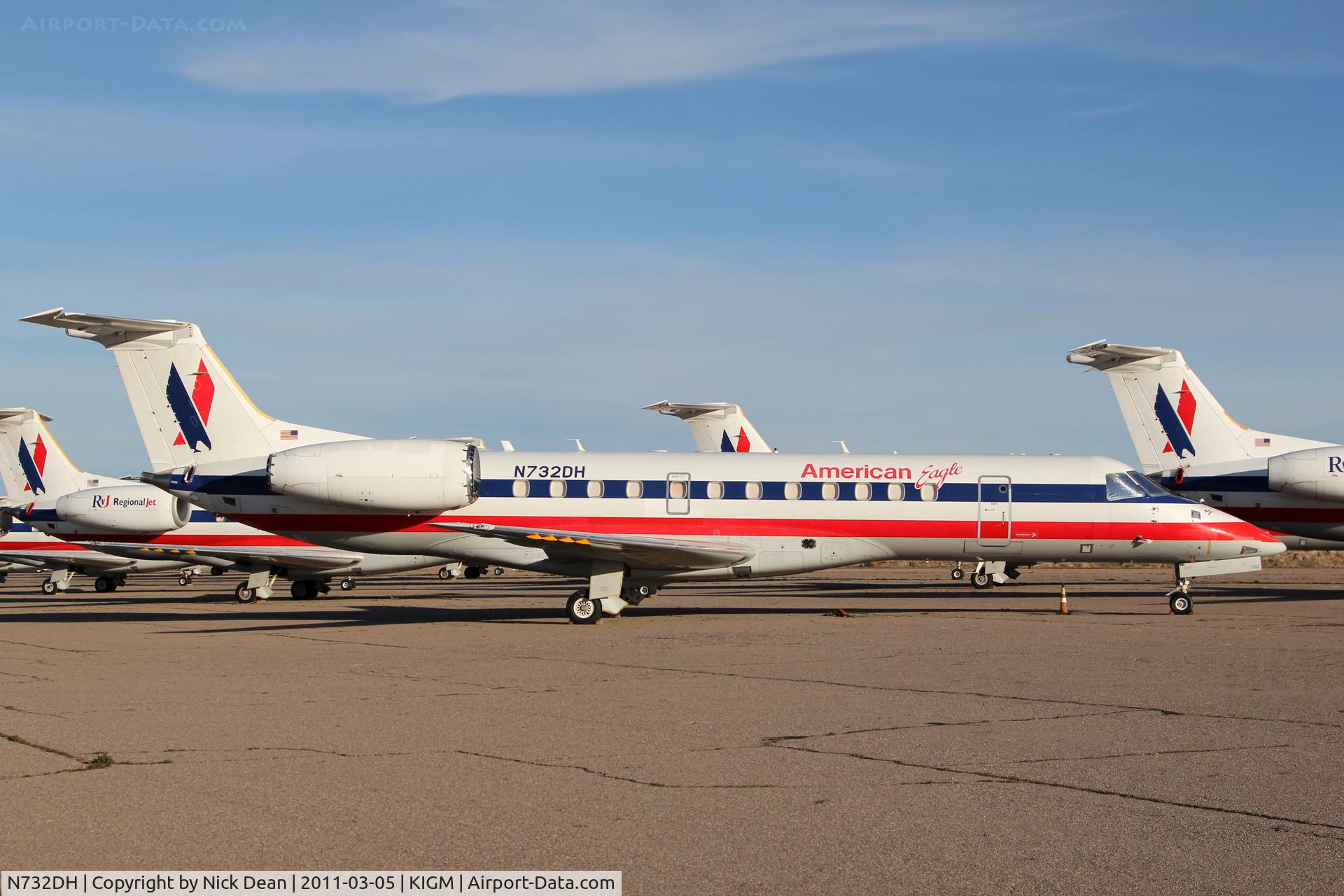 N732DH, 2000 Embraer ERJ-135LR (EMB-135LR) C/N 145358, KIGM