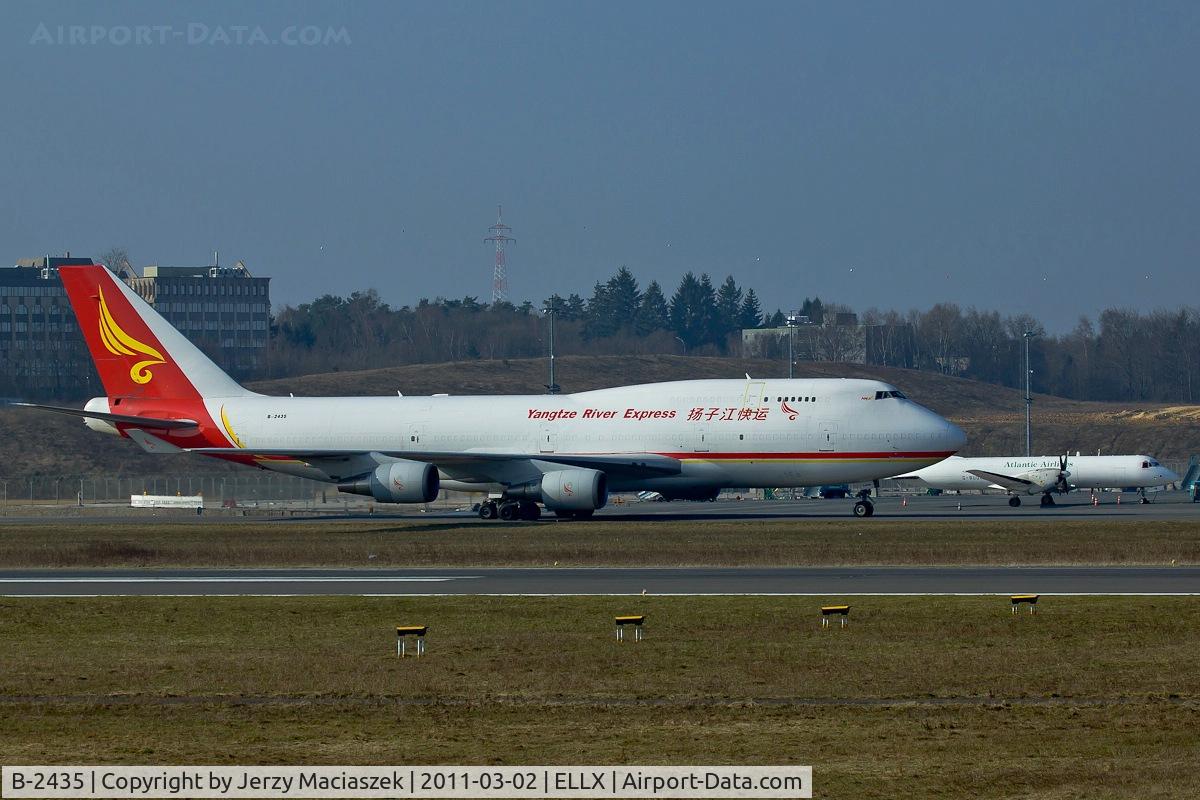 B-2435, 1997 Boeing 747-481(BDSF) C/N 28282, B-2435_
Boeing 747-481