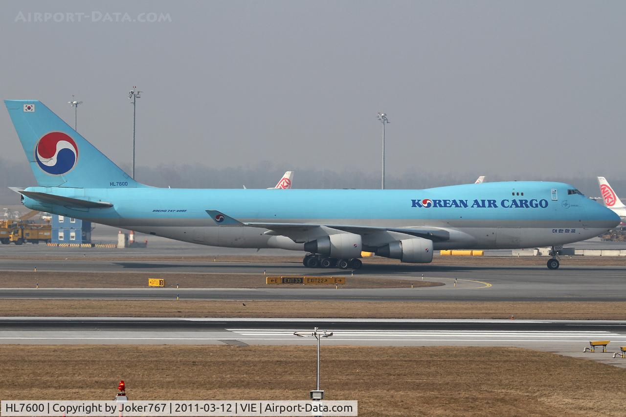 HL7600, 2004 Boeing 747-4B5F/SCD C/N 33945, Korean Air Cargo