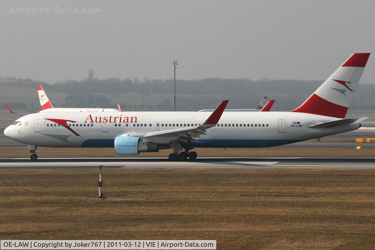 OE-LAW, 1992 Boeing 767-3Z9/ER C/N 26417, Austrian Airlines