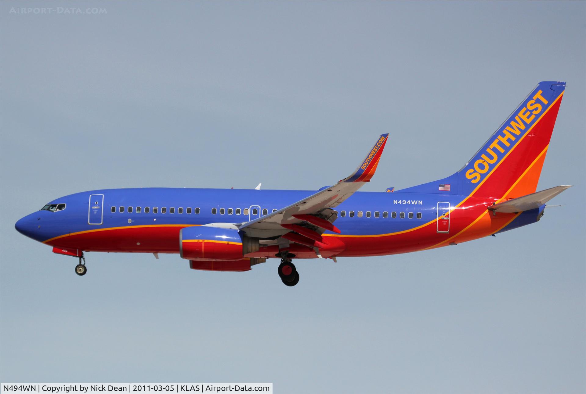 N494WN, 2004 Boeing 737-7H4 C/N 33868, KLAS