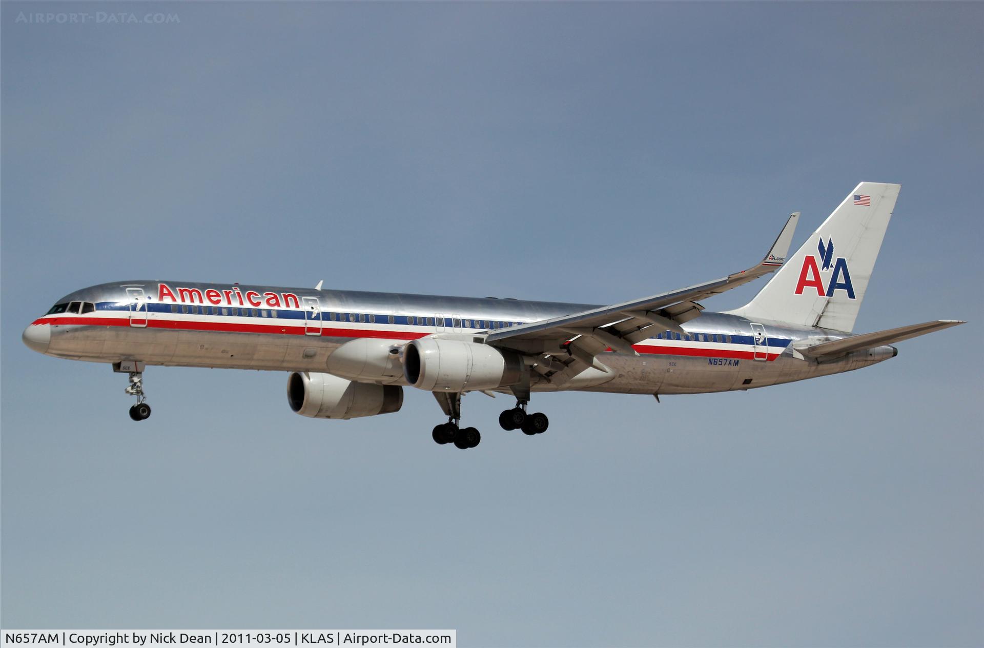 N657AM, 1991 Boeing 757-223 C/N 24615, KLAS