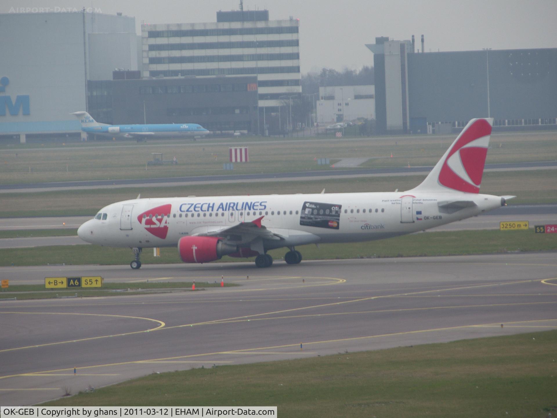 OK-GEB, 2001 Airbus A320-214 C/N 1450, Citibank logo