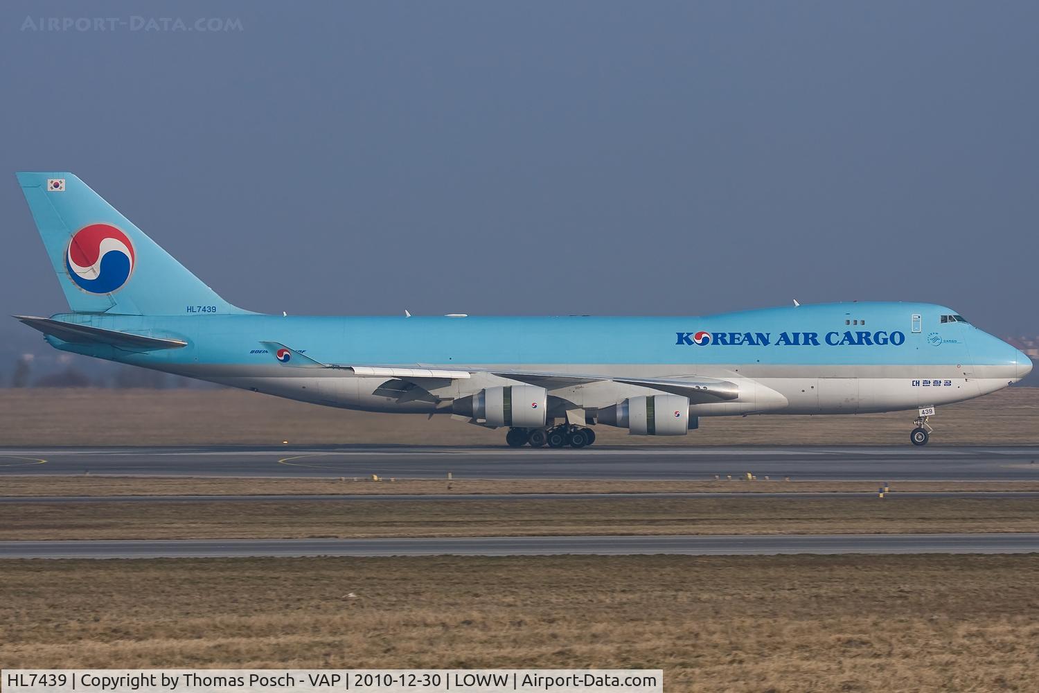 HL7439, 2003 Boeing 747-4B5F/SCD C/N 33516, Korean Air