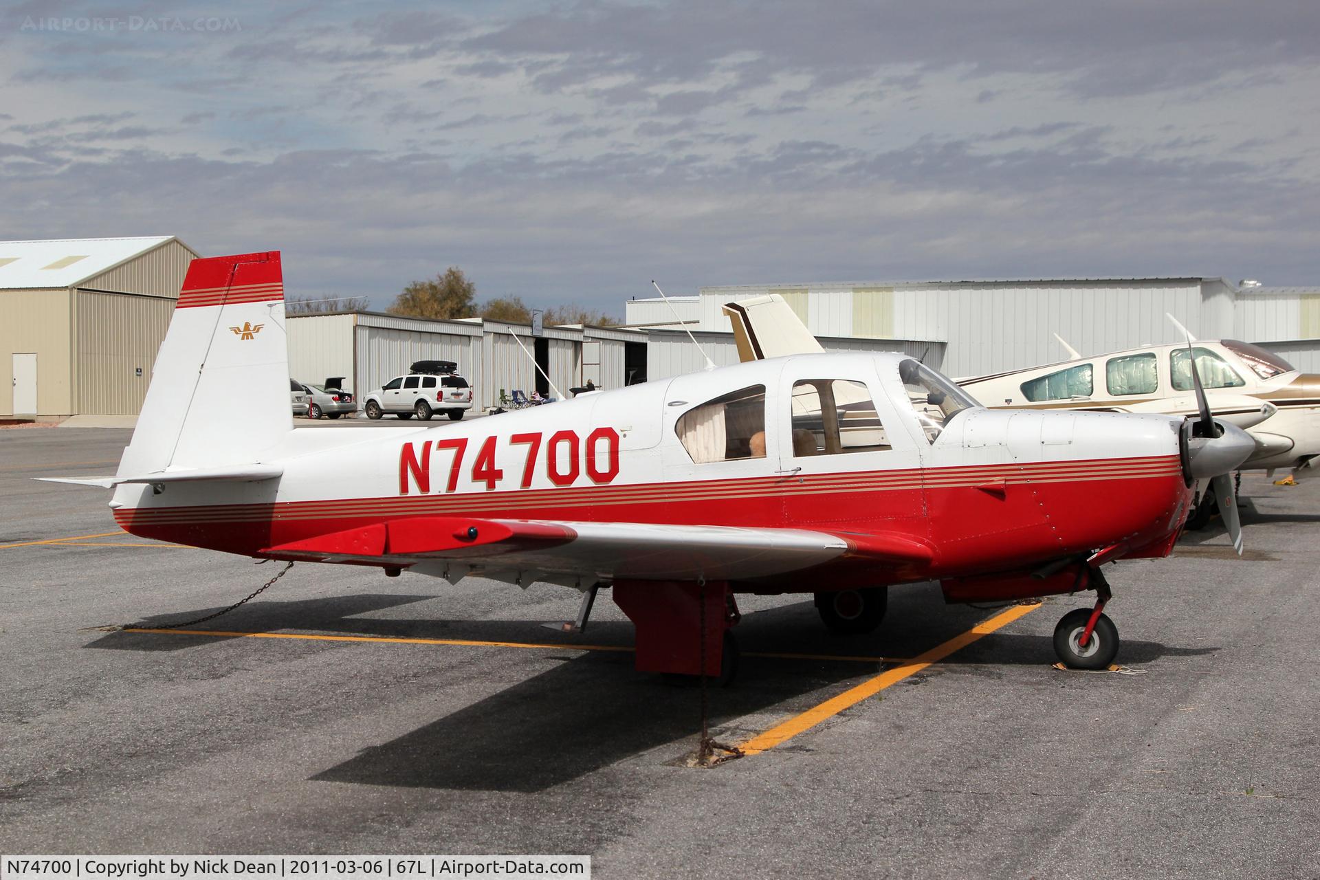 N74700, 1961 Mooney M20B Mark 21 C/N 1800, 67L