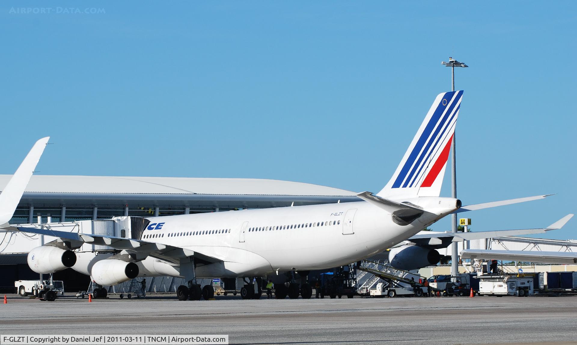 F-GLZT, 2000 Airbus A340-313X C/N 319, Air France F-GLZT park at The gates at TNCM
