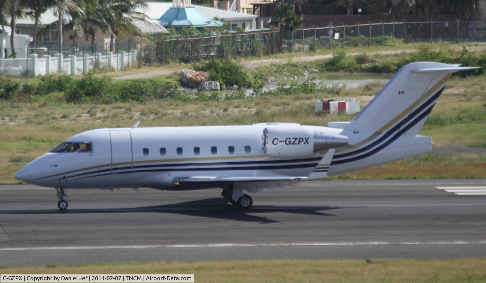 C-GZPX, 1999 Bombardier Challenger 604 (CL-600-2B16) C/N 5458, C-GZPX departing TNCM