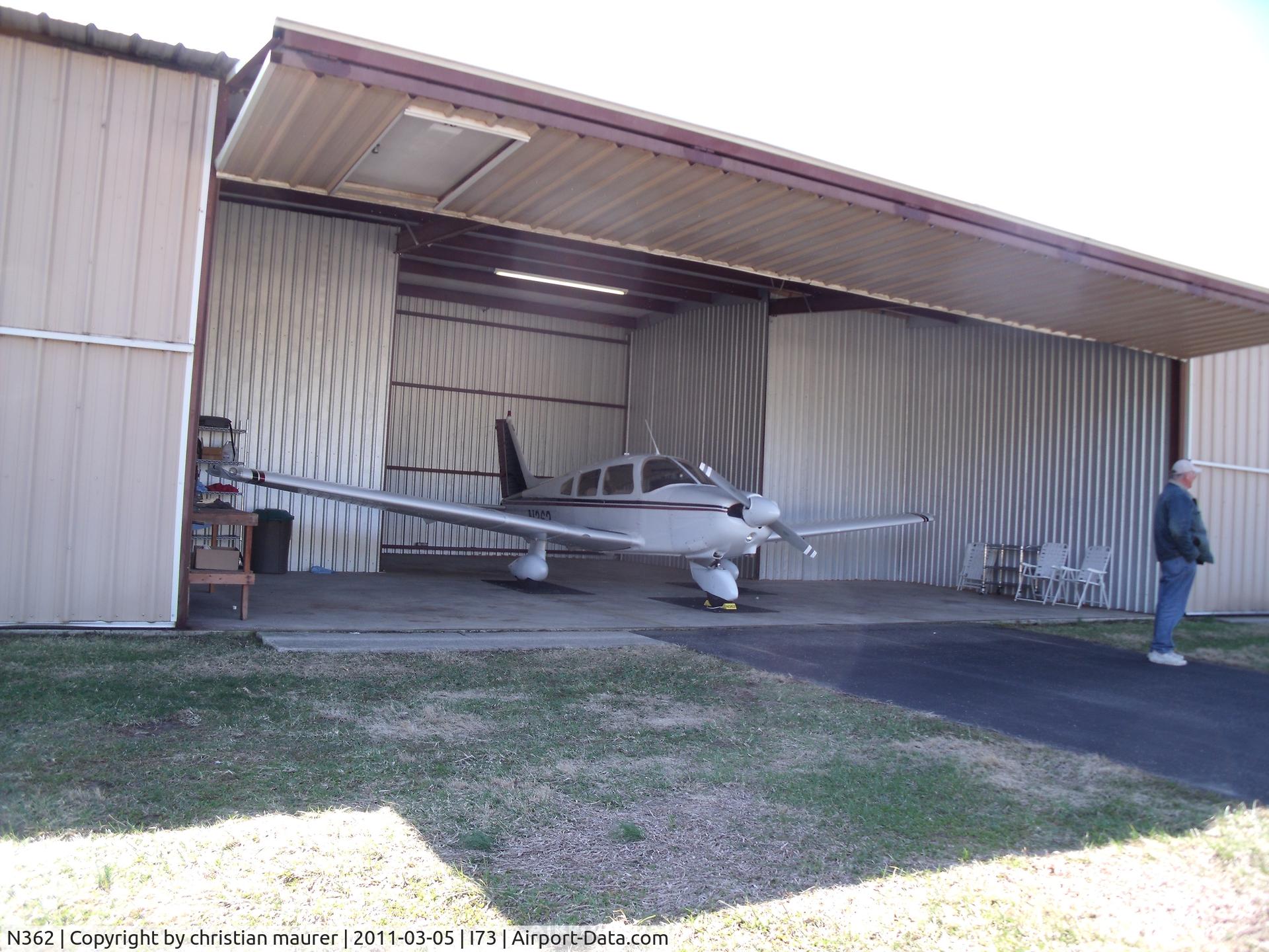 N362, 1975 Piper PA-28-181 C/N 28-7690096, cool airplane!