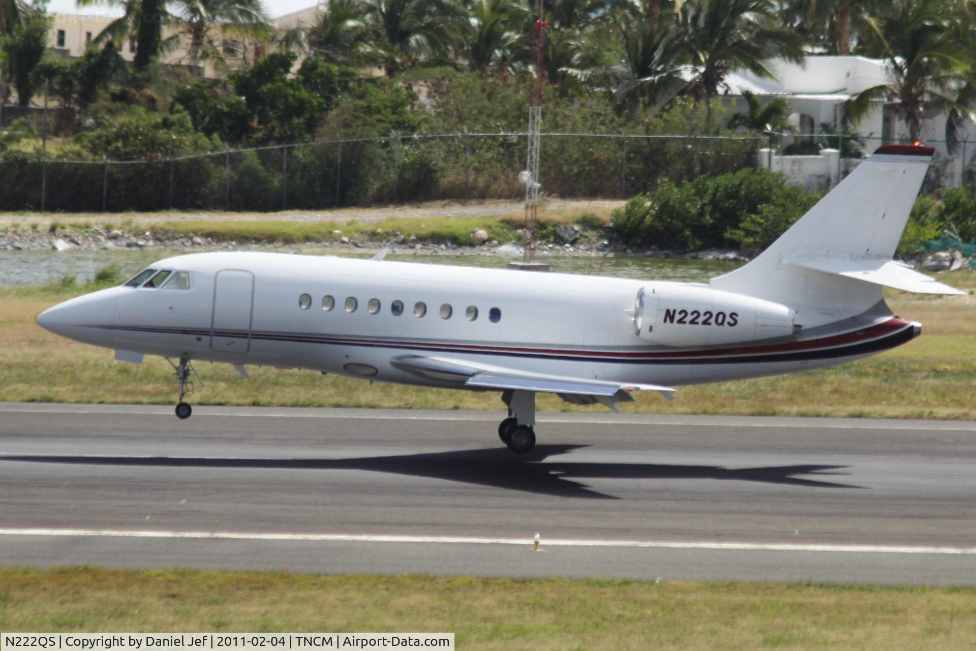 N222QS, 2000 Dassault Falcon 2000 C/N 122, N222QS landing at TNCM