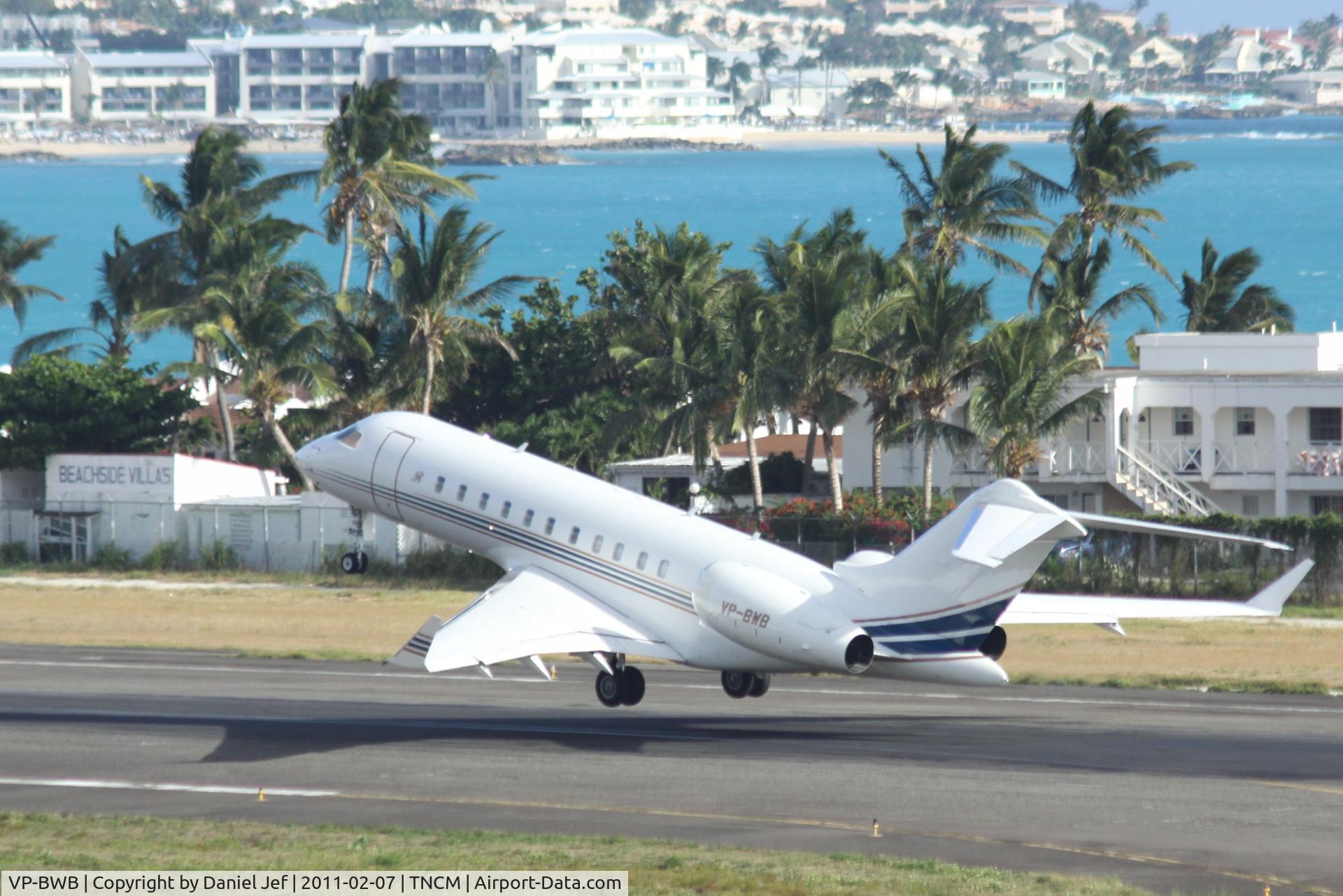 VP-BWB, Bombardier BD-700-1A11 Global 5000 C/N 9161, VP-BWB departing TNCM