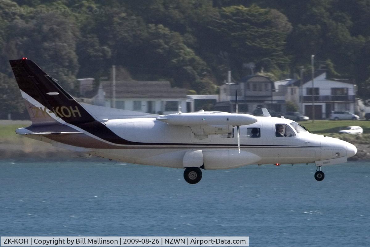 ZK-KOH, Mitsubishi MU-2B-30 C/N 521, yet another visitor to the Capital