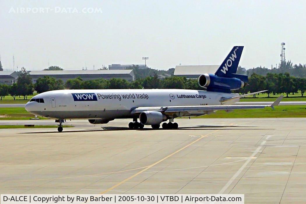 D-ALCE, 1998 McDonnell Douglas MD-11F C/N 48785, McDonnell-Douglas MD-11F [48785] (Lufthansa Cargo) Bangkok~HS 30/10/05.
