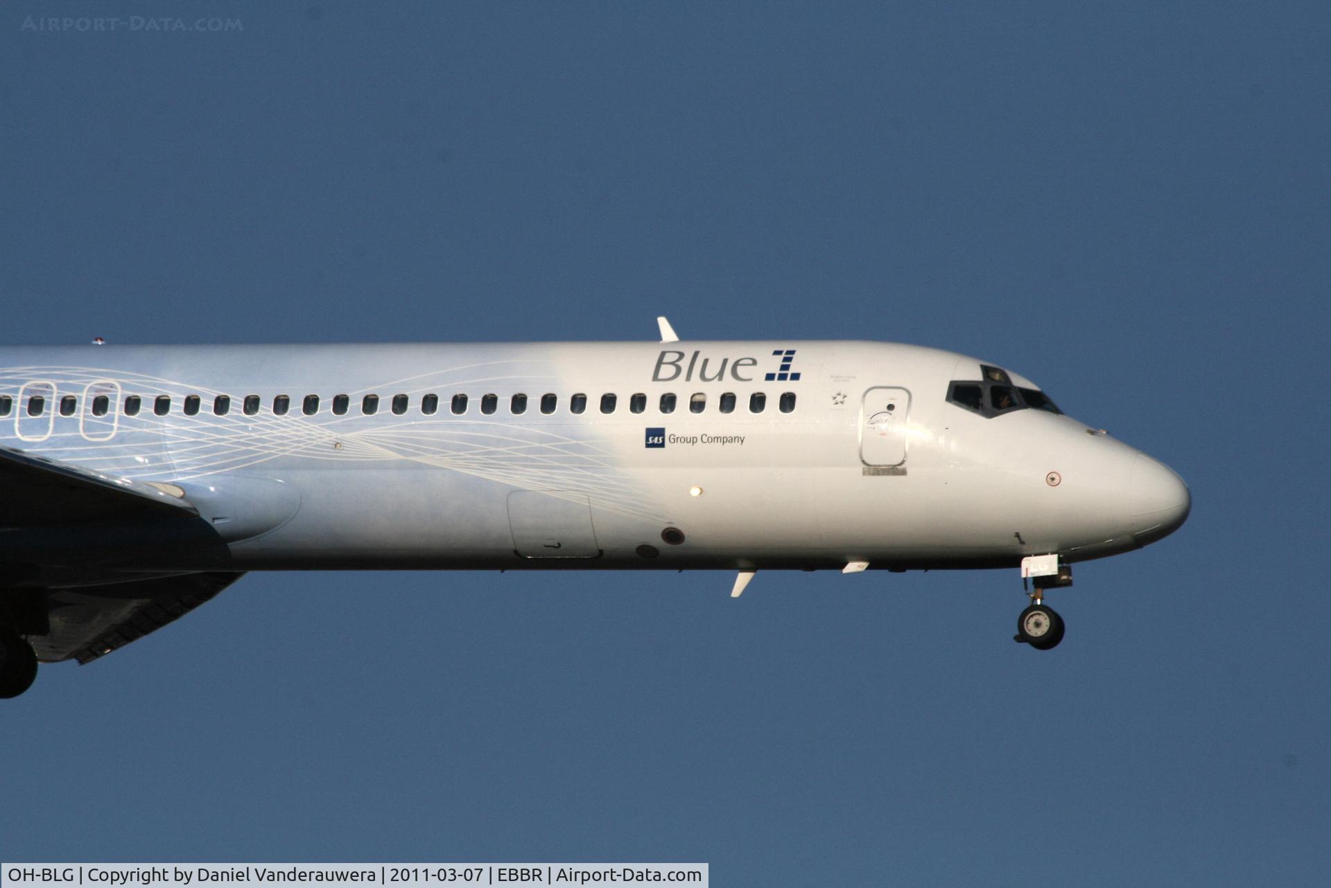 OH-BLG, 2000 Boeing 717-2CM C/N 55059, Flight KF801 is descending to RWY 02