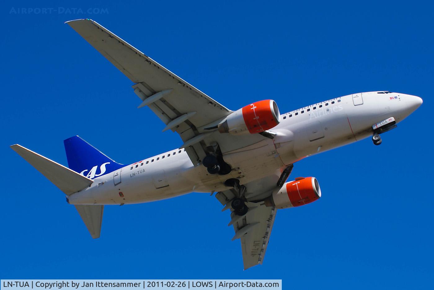 LN-TUA, 1998 Boeing 737-705 C/N 28211, Wintercharter @ LOWS