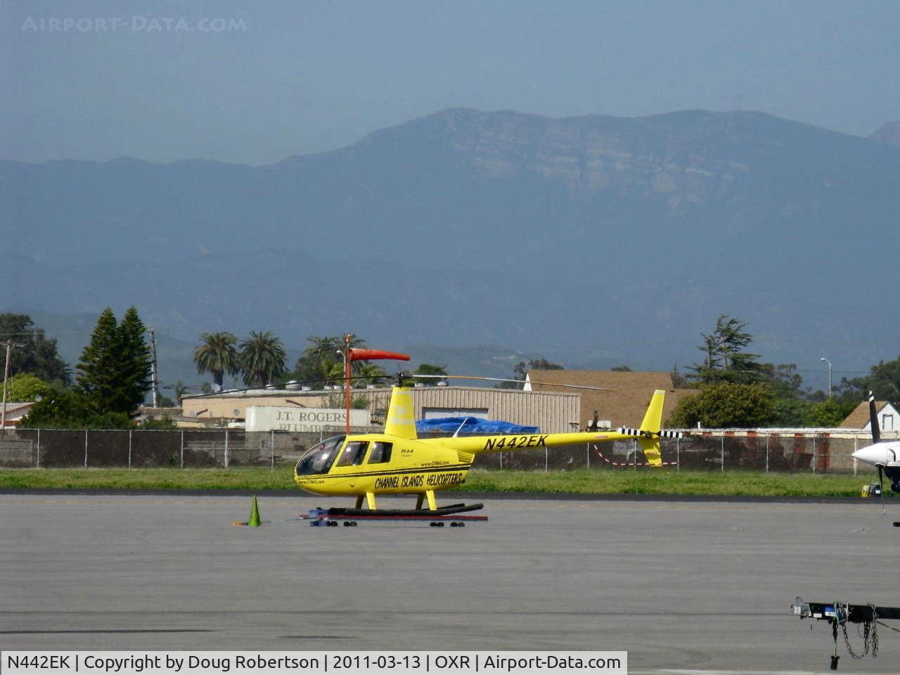 N442EK, 2002 Robinson R44 Clipper C/N 1146, 2002 Robinson R44 CLIPPER, Lycoming O-540-F1B5 260 Hp derated to 225 Hp at takeoff, 205 Hp continuous, Helicopter tours of WWW.CIHELI.COM