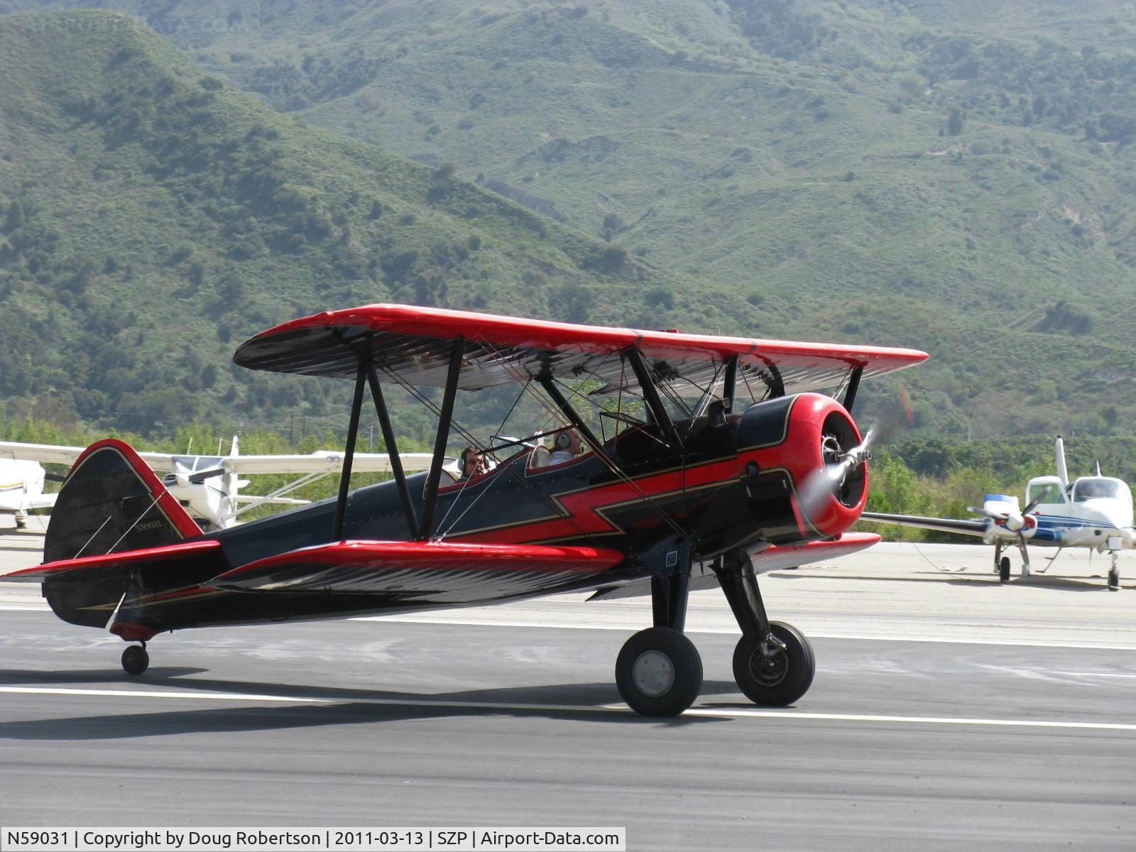 N59031, 1941 Boeing A75N1(PT17) C/N 75-3808, 1941 Boeing Stearman A75N1, Continental W670 220 Hp, taxi off the active