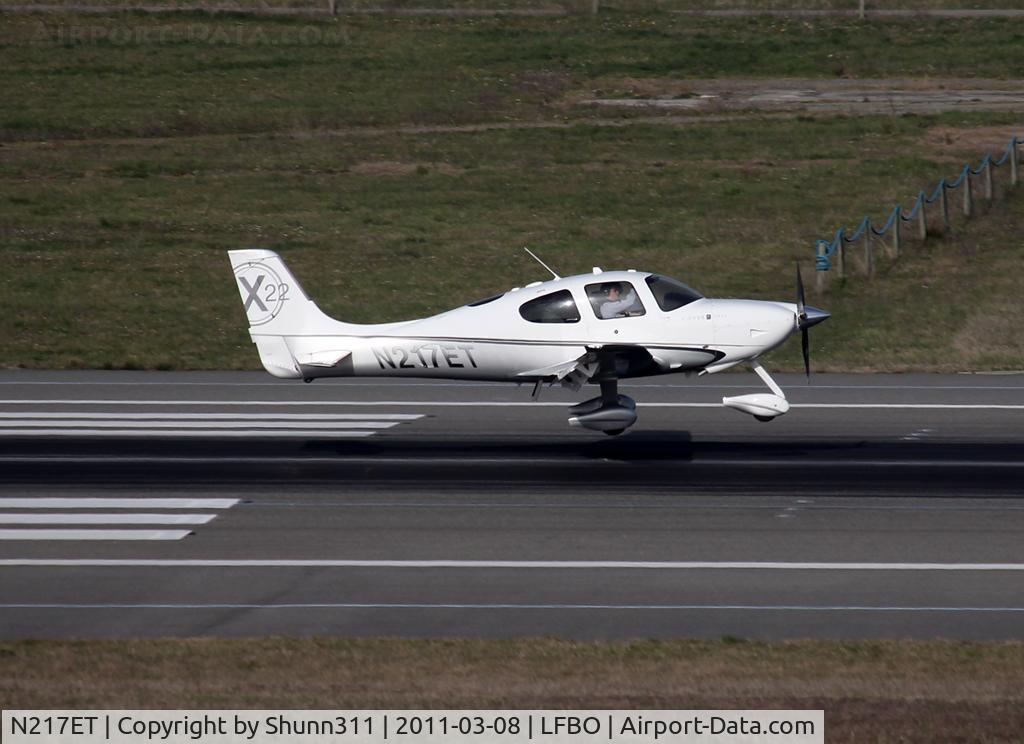 N217ET, Cirrus SR22X Turbo C/N 3637, Landing rwy 14R