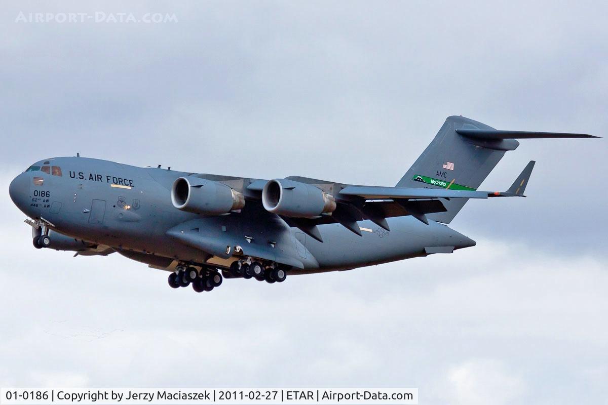 01-0186, 2001 Boeing C-17A Globemaster III C/N P-86, 01-0186
U.S.AIR FORCE_
 Boeing C-17A Globemaster III